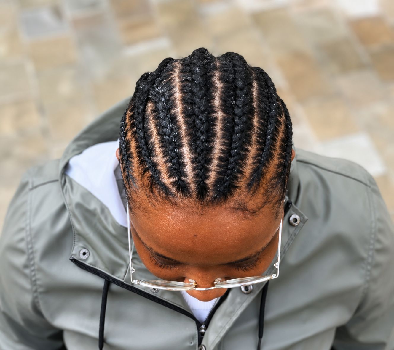 Men's Straight Back